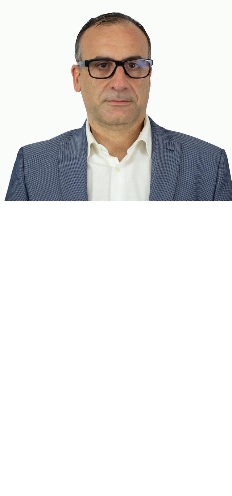 César González ok.jpg